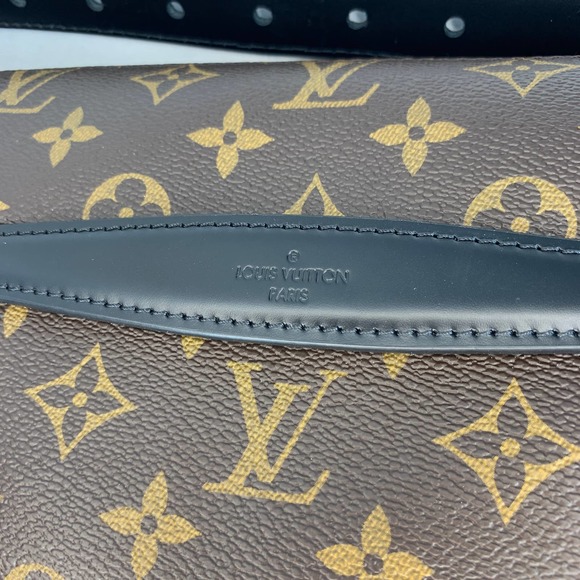 ββ Louis Vuitton World Tour bumbag Monogram waist crossbody My LV leather bag - Picture 13 of 16